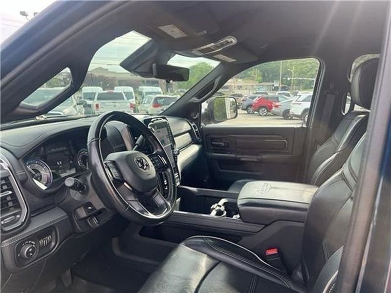 Used 2022 RAM 3500 Limited AWD/4WD image 41