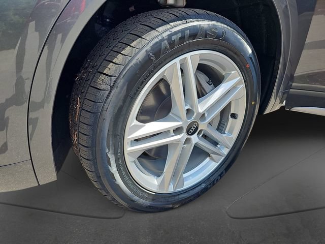 Used 2024 Audi Q5 e Premium Plus AWD/4WD image 38