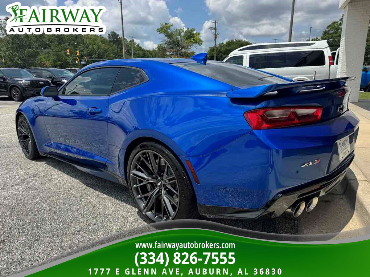 Used 2018 Chevrolet Camaro ZL1 RWD image 8