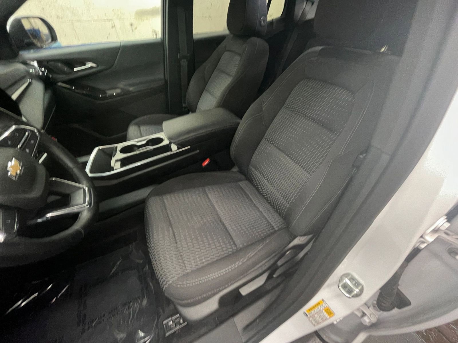 Used 2025 Chevrolet Equinox LT image 31