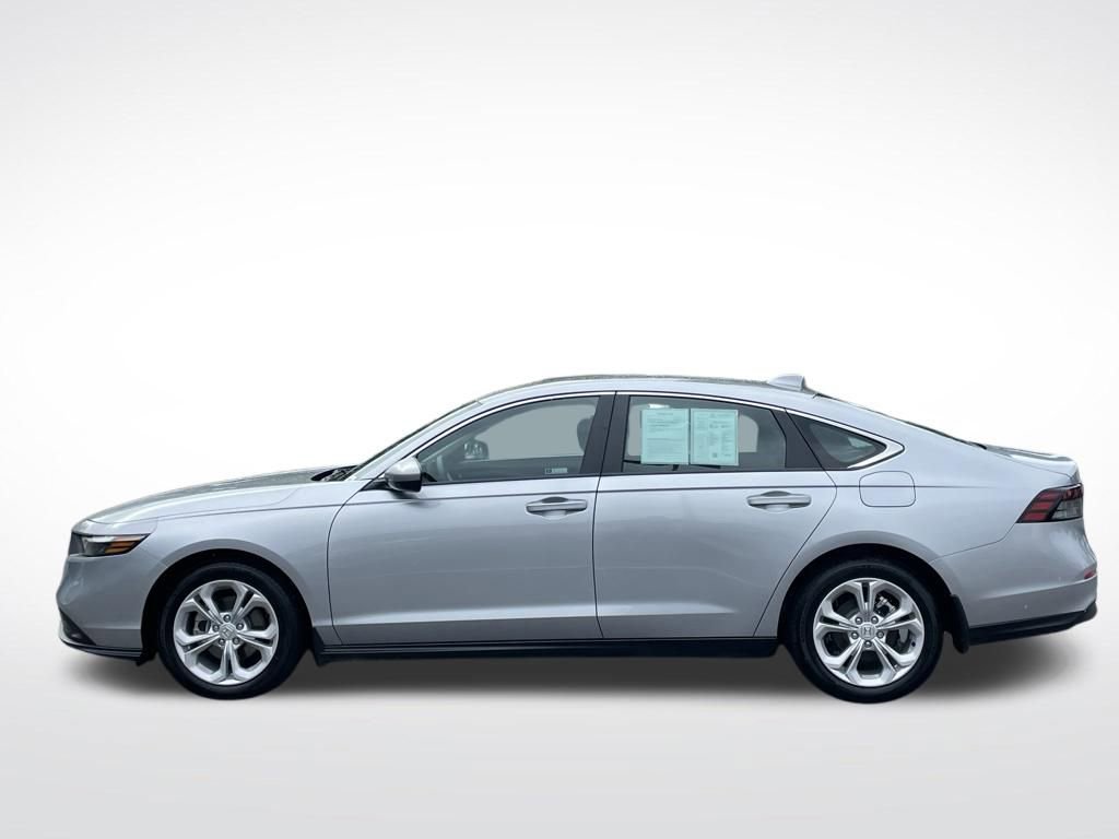 Certified 2025 Honda Accord LX image 2