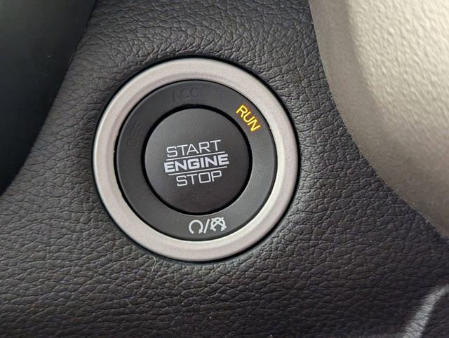 Used 2019 RAM 1500 Laramie image 25