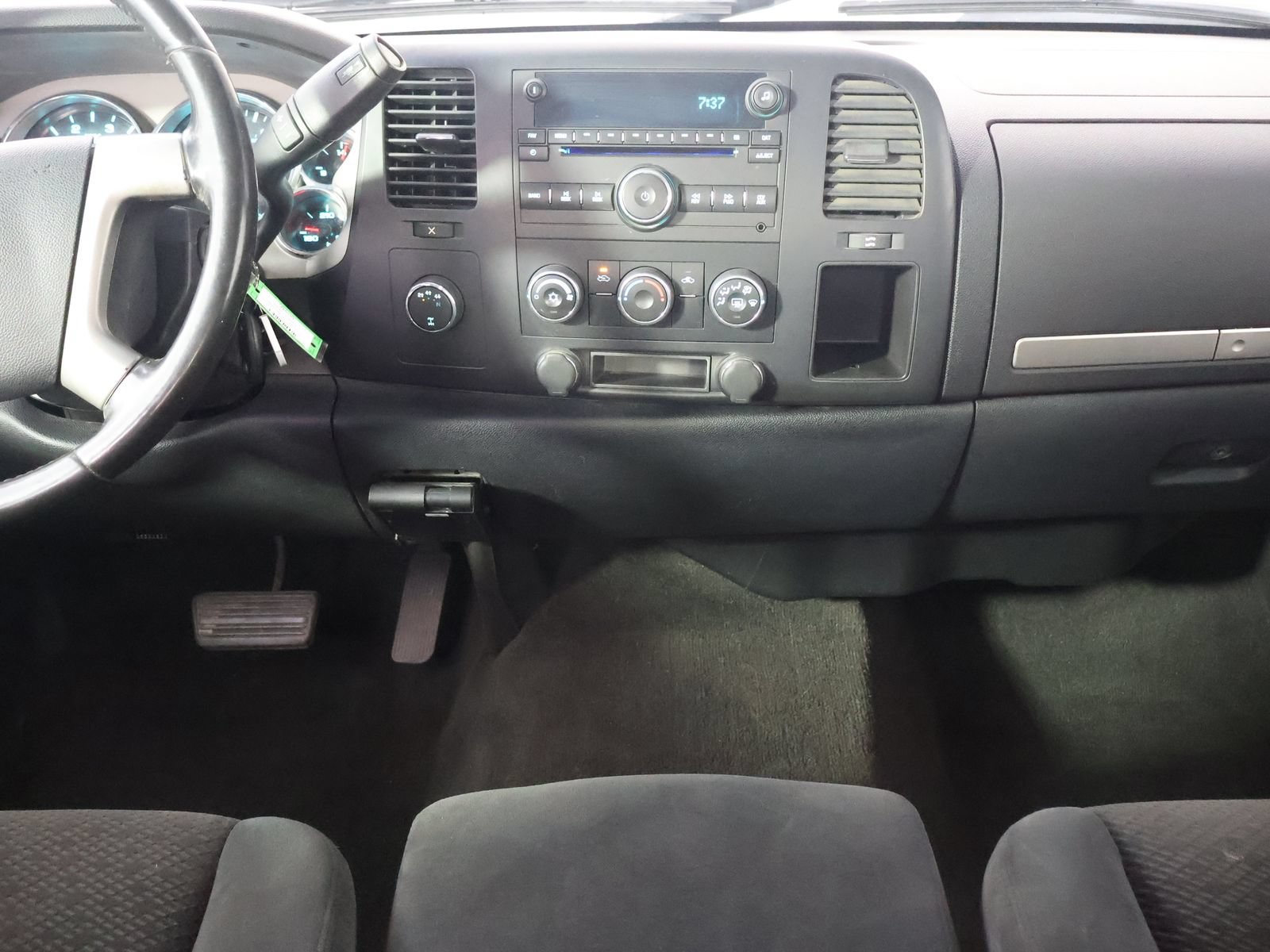 Used 2007 Chevrolet Silverado 2500 LT AWD/4WD image 27