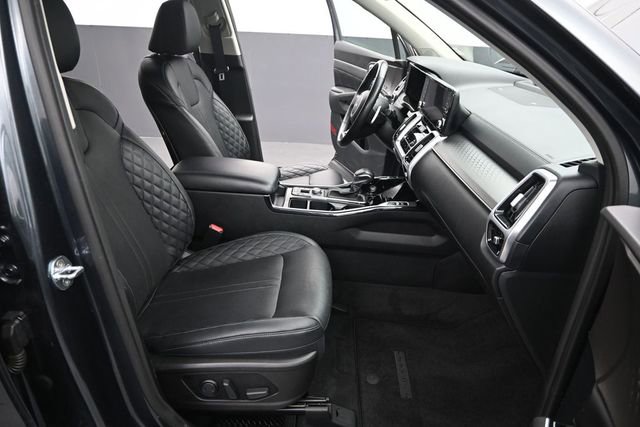 Used 2022 Kia Sorento SX FWD image 29