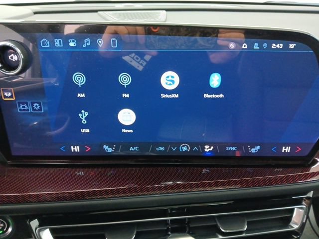New 2026 Chevrolet Traverse Z71 w/ Enhanced Driving Package AWD/4WD image 14