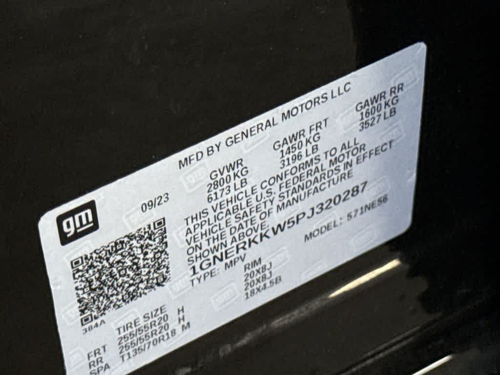 Used 2023 Chevrolet Traverse Premier w/ Redline Edition FWD image 29