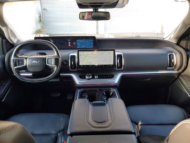 Used 2025 Ford Expedition Max Platinum AWD/4WD image 11