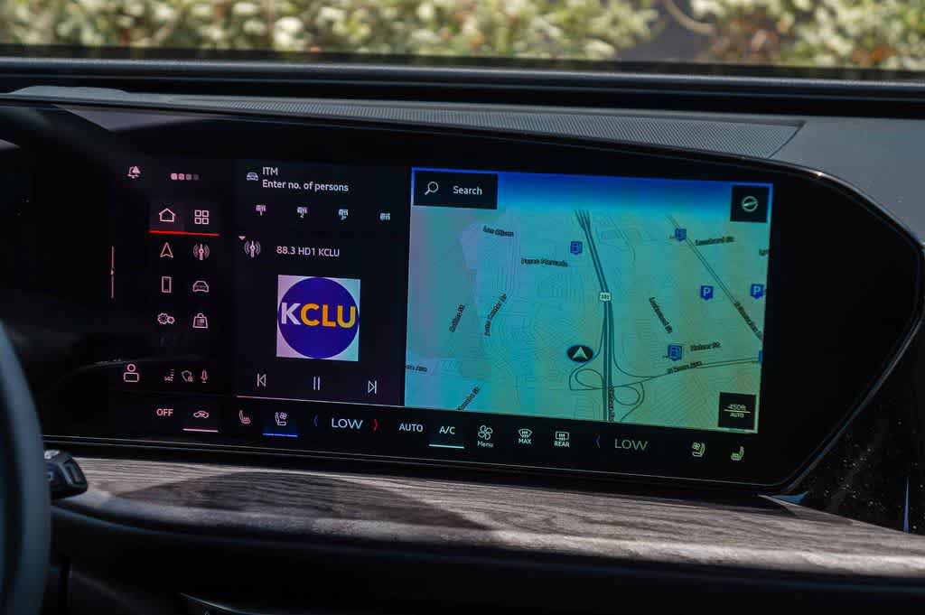 Used 2025 Audi Q5 Premium w/ Premium Plus AWD/4WD image 14