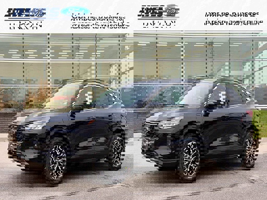 New 2026 Ford Escape SE