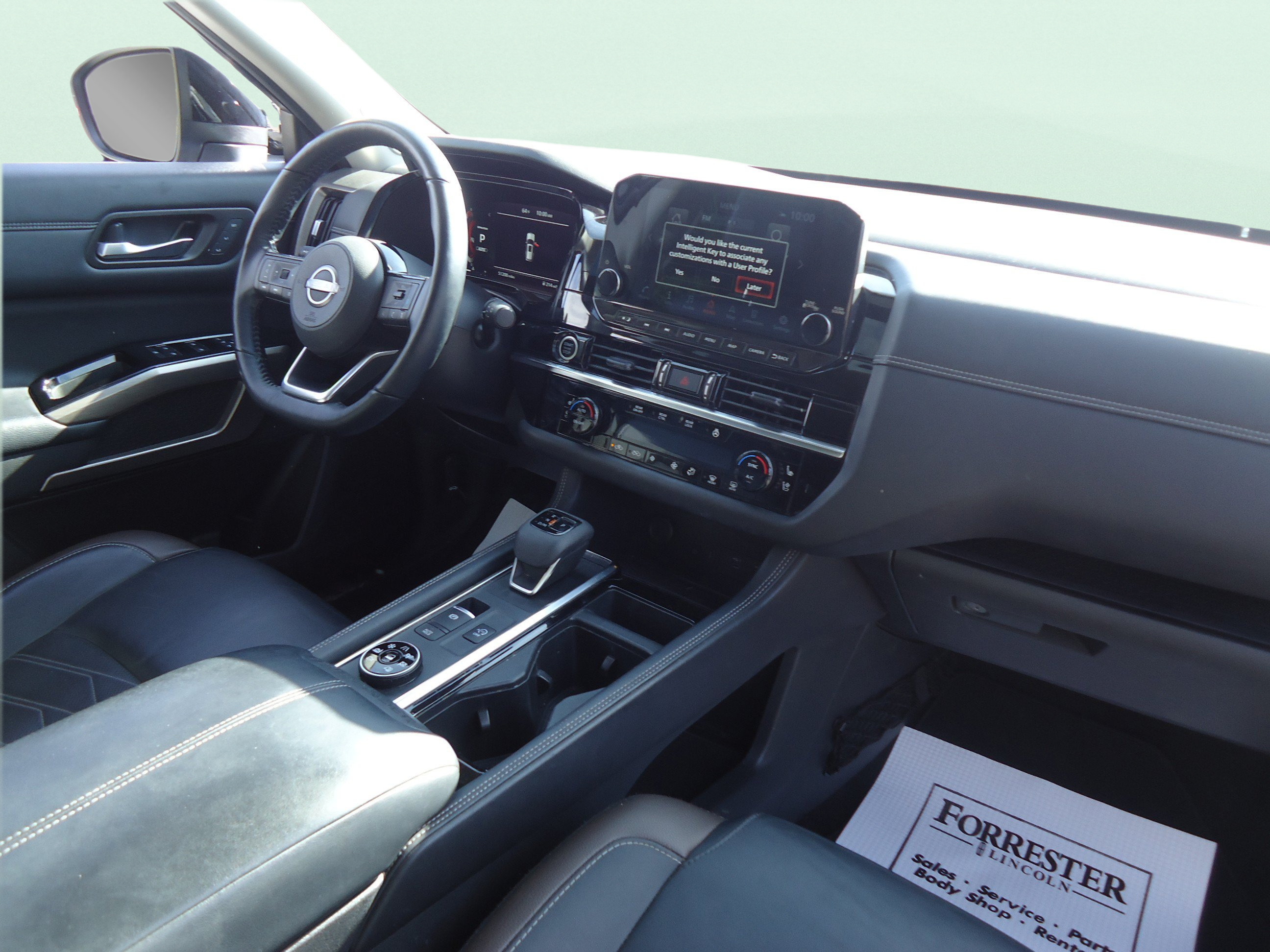 Used 2023 Nissan Pathfinder Platinum AWD/4WD image 30