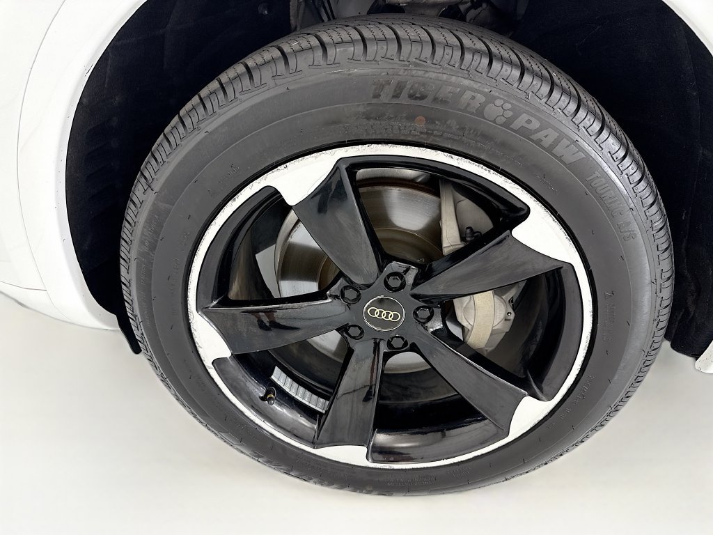 Used 2019 Audi Q5 2.0T Premium w/ Convenience Package AWD/4WD image 28
