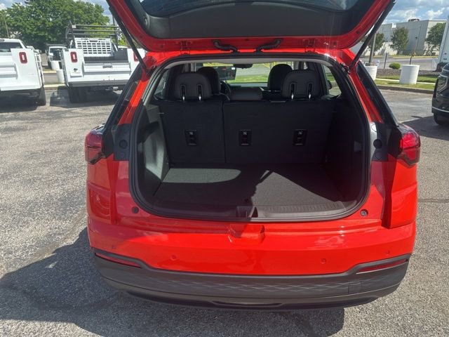 New 2027 Chevrolet Bolt RS w/ Technology Package FWD image 29