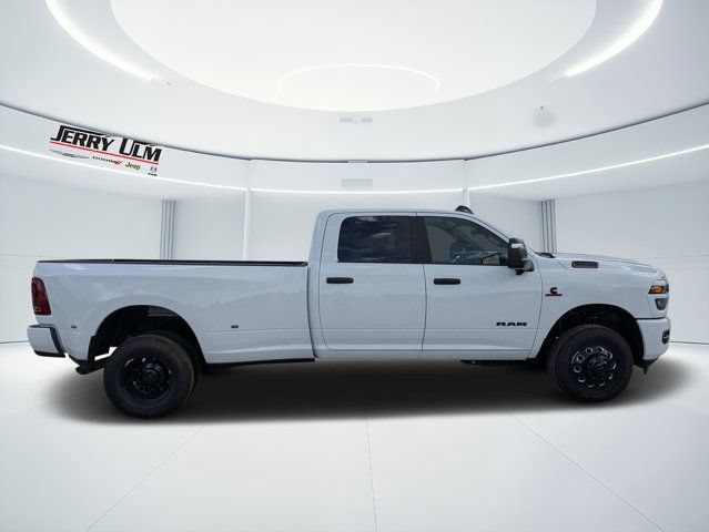 New 2026 RAM 3500 Big Horn AWD/4WD image 2