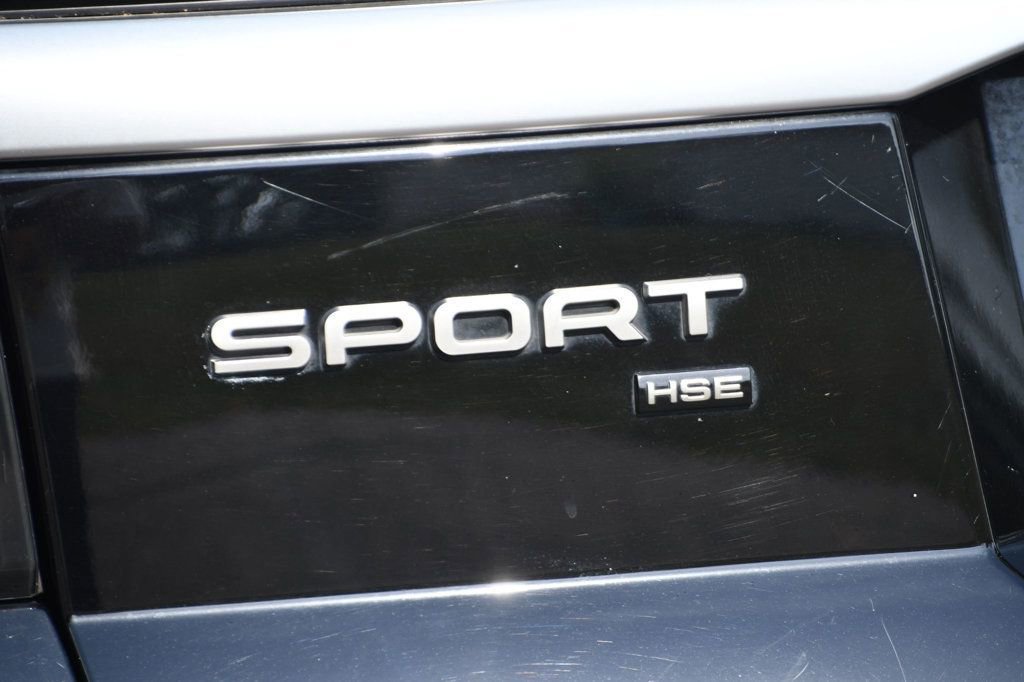 Used 2020 Land Rover Range Rover Sport HSE image 10
