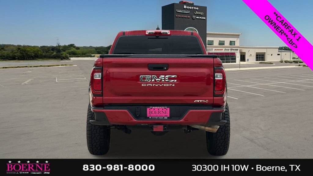 Used 2025 GMC Canyon AT4 w/ AT4 Premium Package AWD/4WD image 4