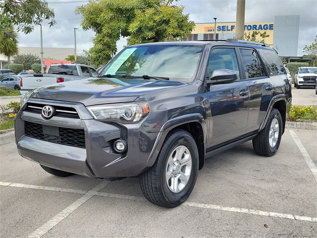 Used 2022 Toyota 4Runner SR5 image 3