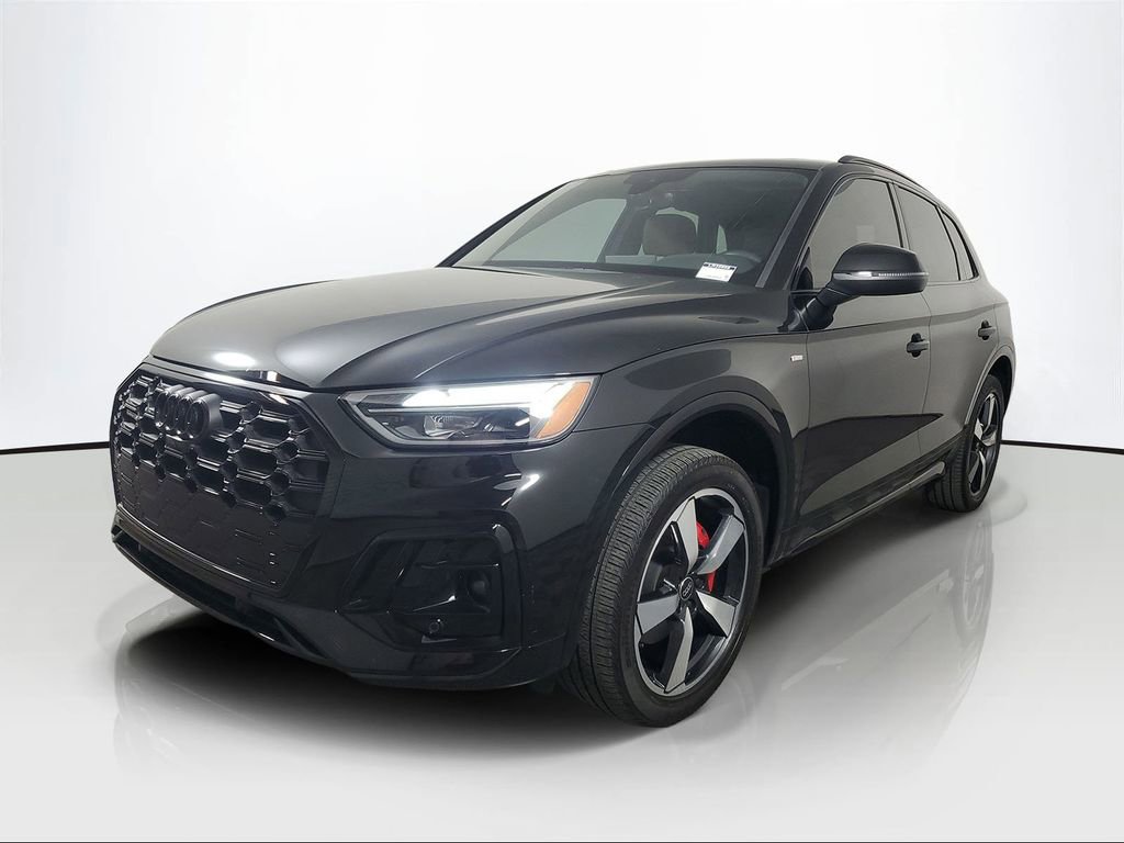 Used 2024 Audi Q5 2.0T Premium Plus w/ Premium Plus Package image 3