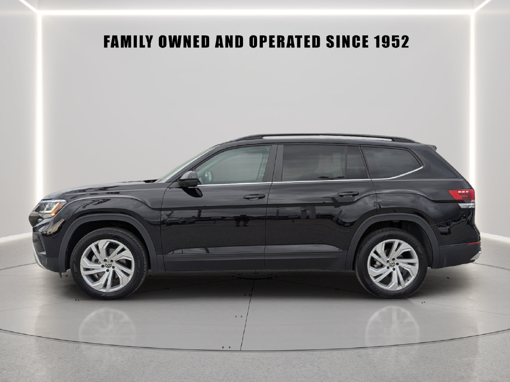 Certified 2023 Volkswagen Atlas SE w/ Panoramic Sunroof Package AWD/4WD image 4