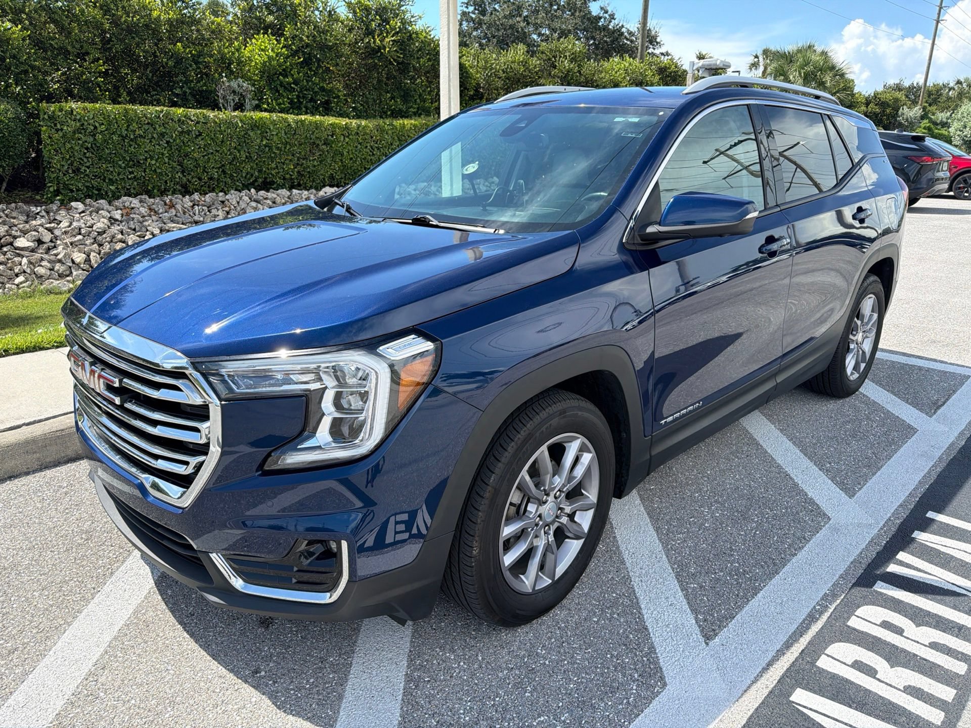 Used 2022 GMC Terrain SLT w/ Tech Package