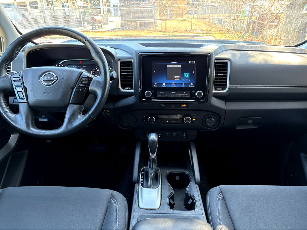 Used 2023 Nissan Frontier SV w/ SV Convenience Package image 4