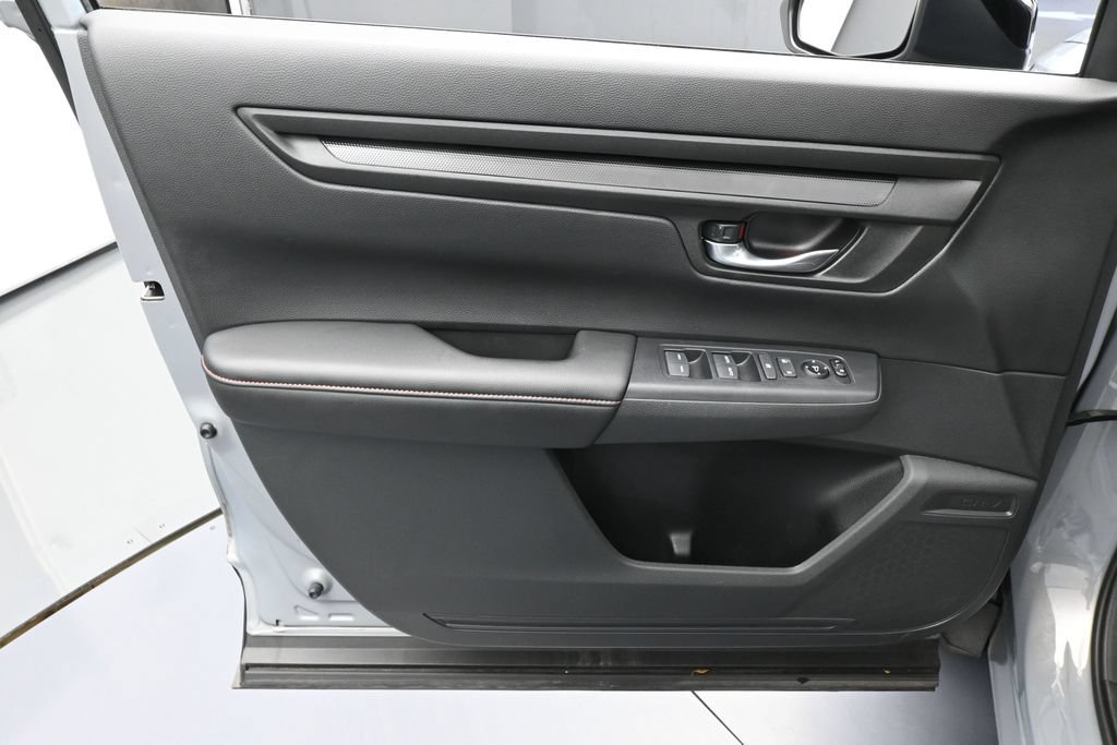 Used 2026 Honda CR-V TrailSport image 13