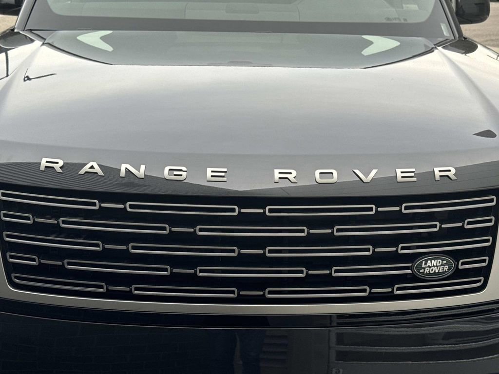 New 2026 Land Rover Range Rover SE AWD/4WD image 11