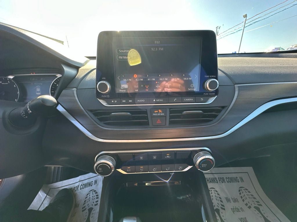 Used 2024 Nissan Altima 2.5 SV FWD image 13