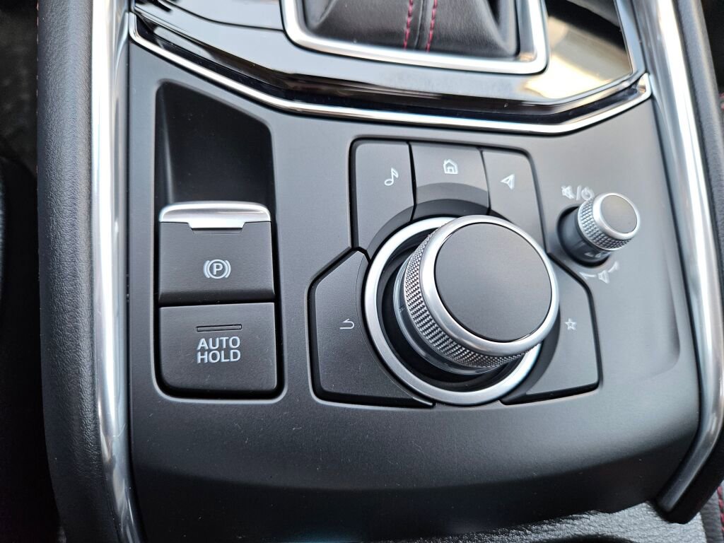 Certified 2022 MAZDA CX-5 Carbon Edition image 23