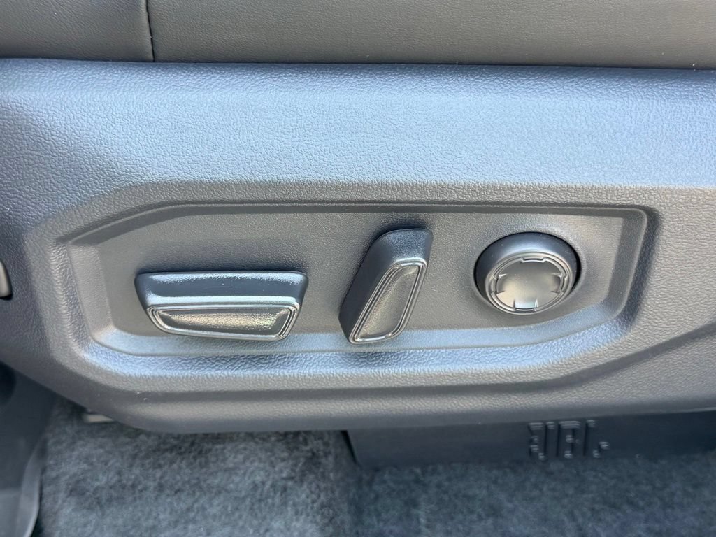 New 2026 Toyota Sequoia Platinum AWD/4WD image 22