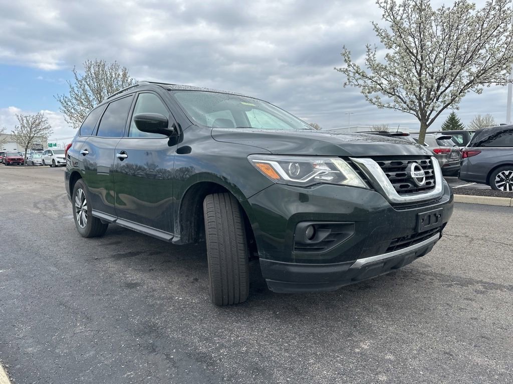Used 2019 Nissan Pathfinder SV image 12