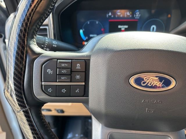 Used 2023 Ford F350 Lariat w/ Lariat Ultimate Package image 14
