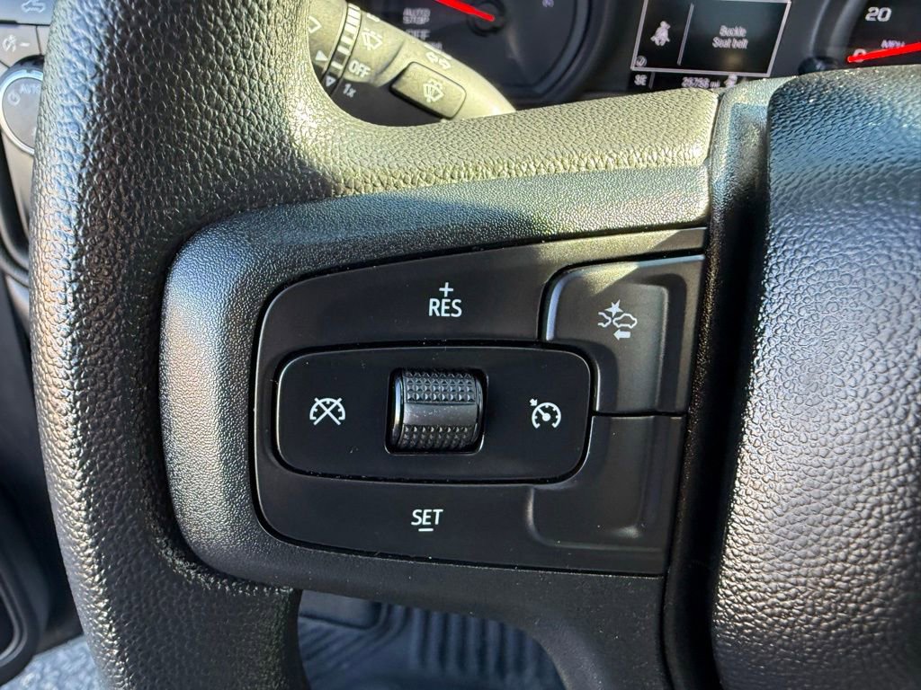 Certified 2025 Chevrolet Silverado 1500 Custom image 24