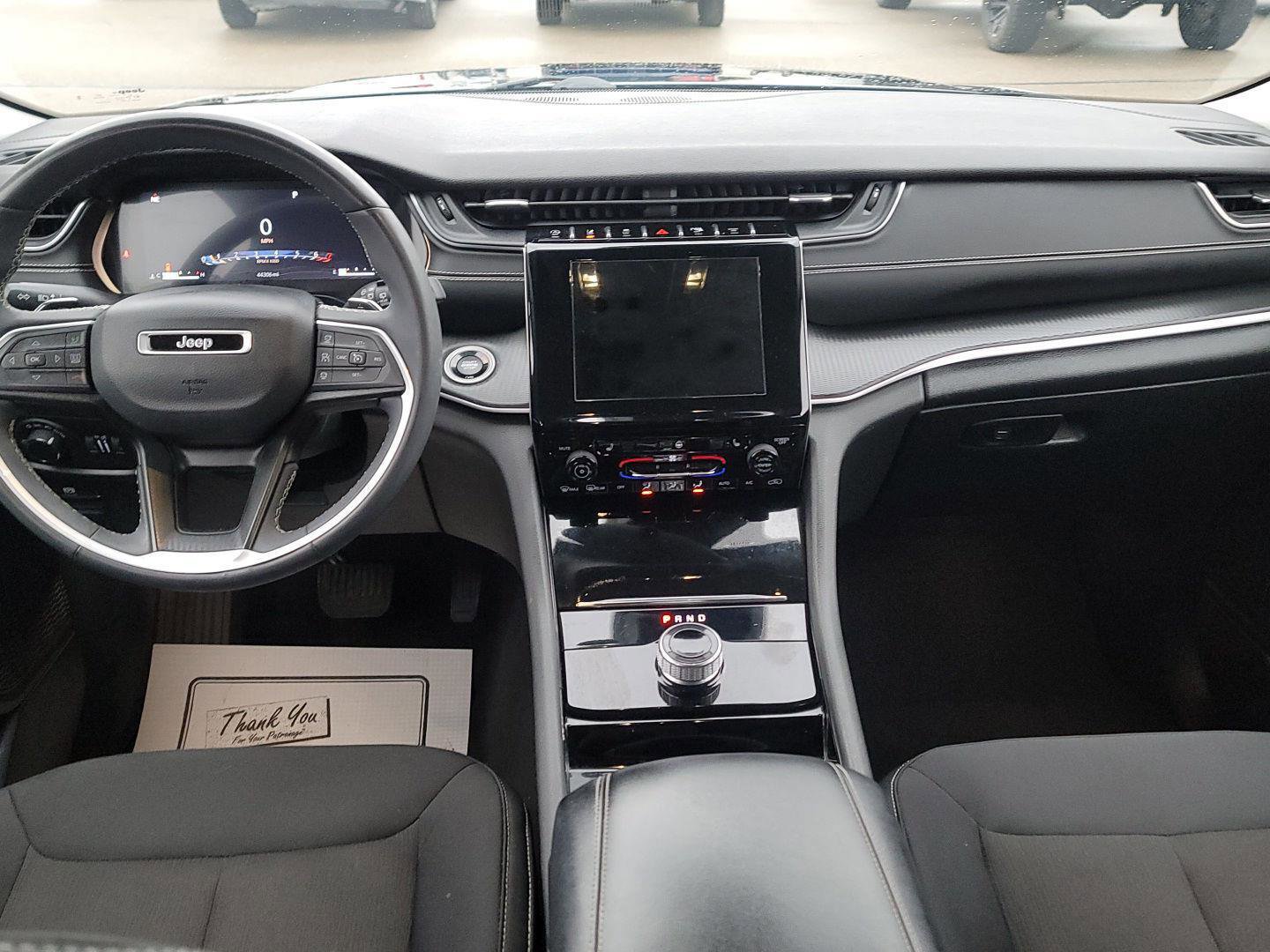 Used 2023 Jeep Grand Cherokee Laredo w/ Luxury Tech Group I image 16