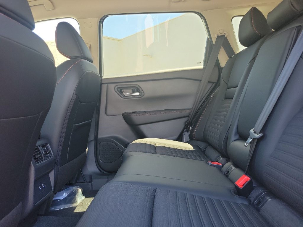 New 2026 Nissan Rogue SV w/ Rock Creek Premium Package AWD/4WD image 16