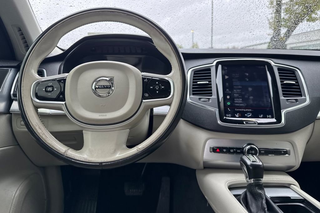 Used 2018 Volvo XC90 T5 Momentum w/ Convenience Package image 14