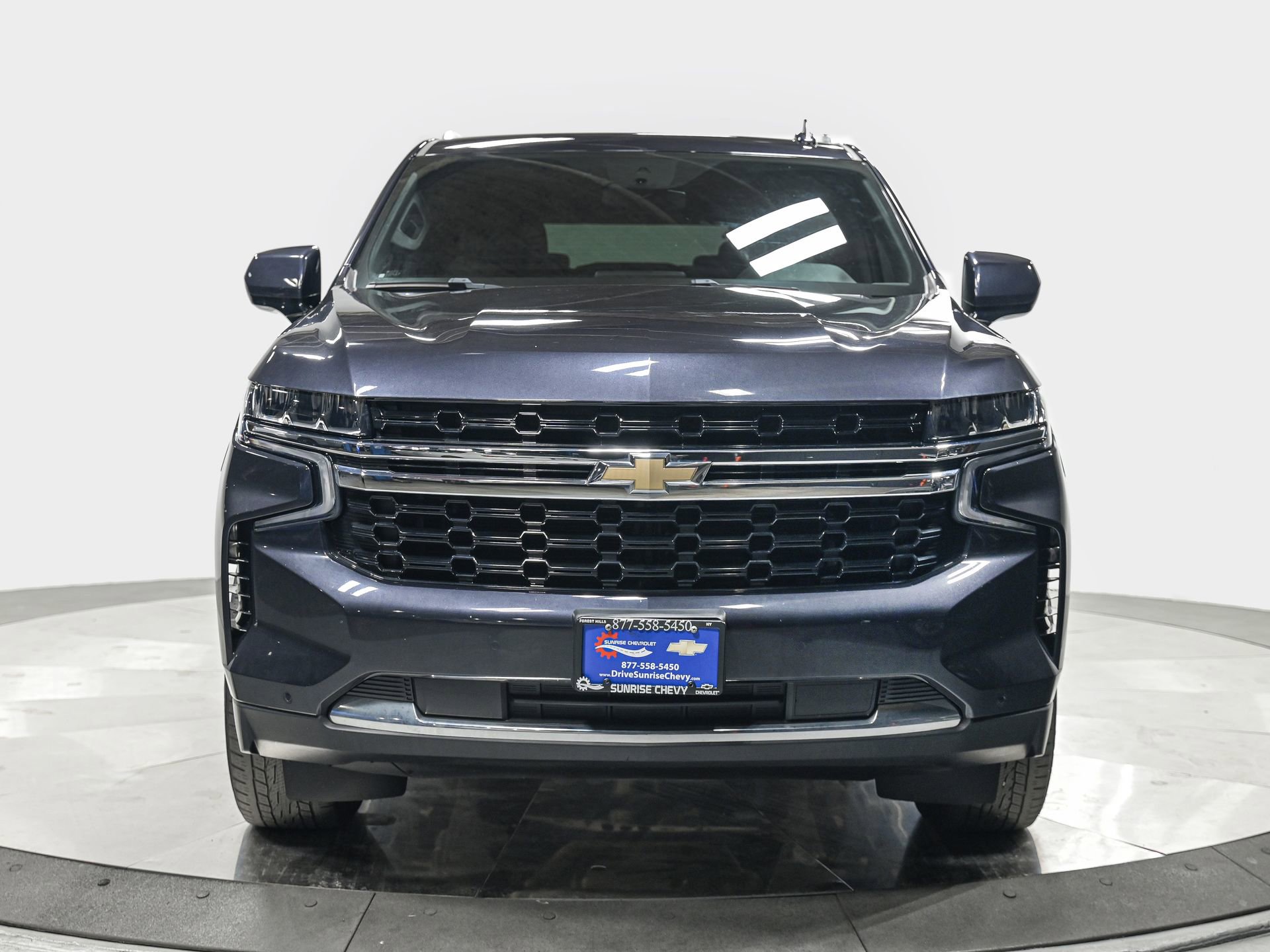 Used 2023 Chevrolet Suburban LS image 10
