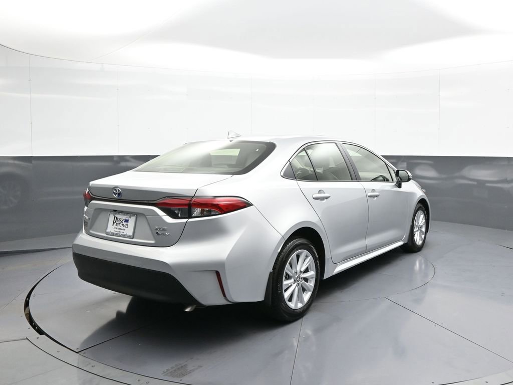 Certified 2025 Toyota Corolla XLE image 6