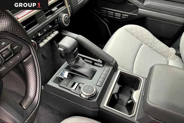 Certified 2024 Toyota Tacoma SR5 AWD/4WD image 7