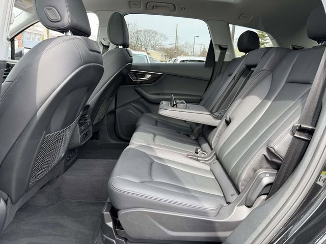 Used 2023 Audi Q7 2.0T Premium w/ Towing Package image 13