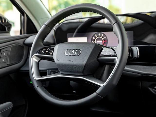 New 2026 Audi Q3 quattro 2.0T AWD/4WD image 24