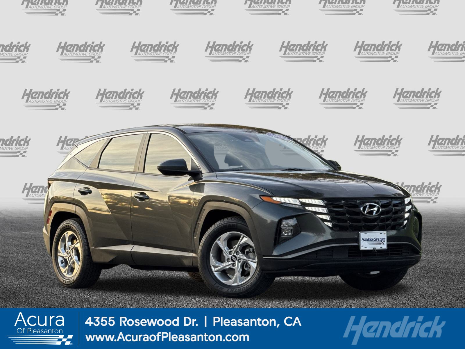 Used 2022 Hyundai Tucson SE image 1