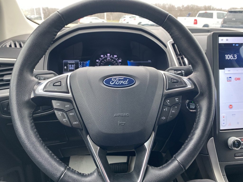 Used 2024 Ford Edge SEL image 28