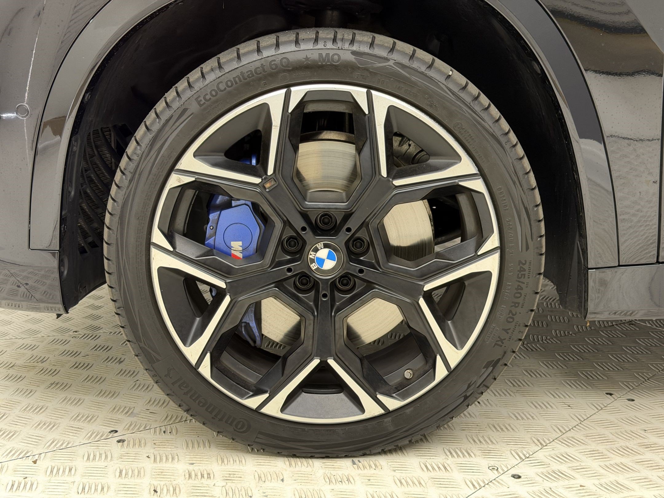 Used 2024 BMW X1 M35i w/ Shadowloine Package AWD/4WD image 13