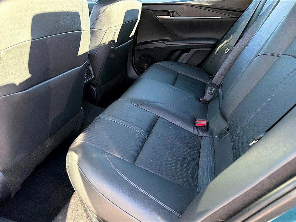 Used 2025 Toyota Camry XSE image 8