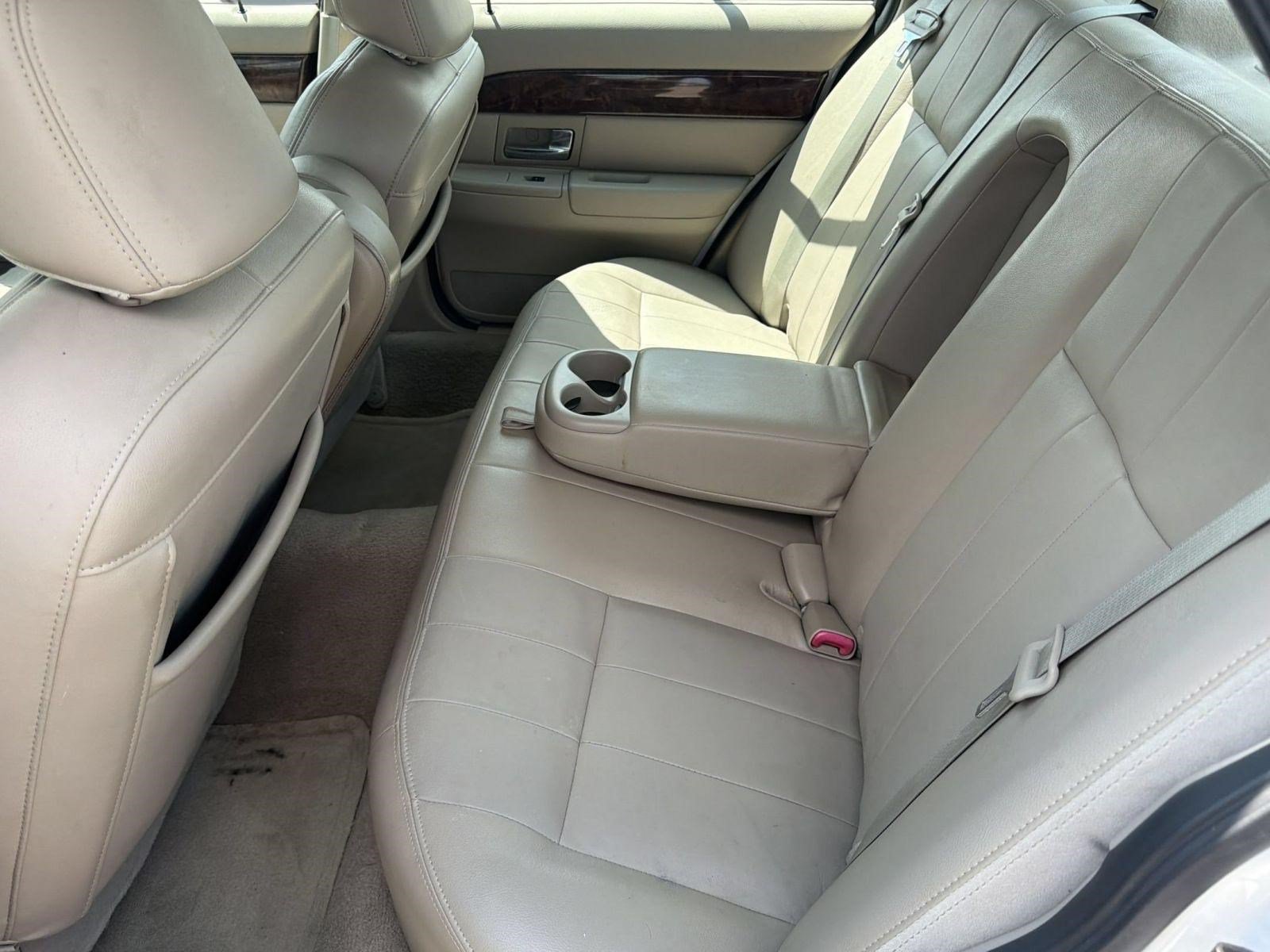 Used 2010 Mercury Grand Marquis LS RWD image 24