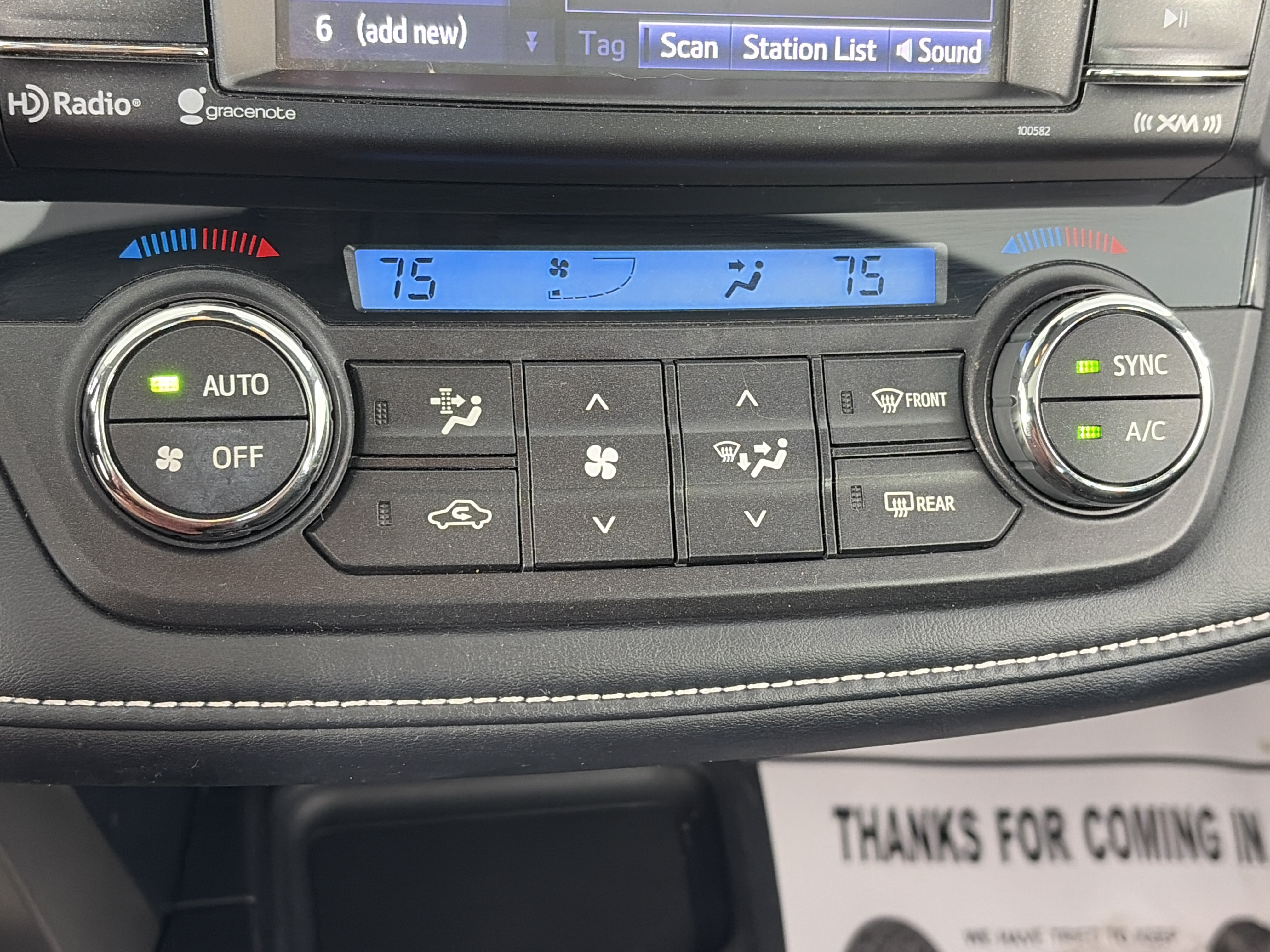 Used 2018 Toyota RAV4 XLE FWD image 22