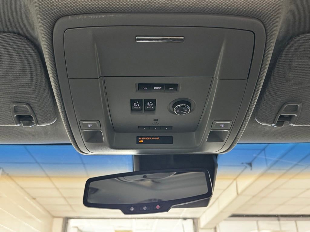 Used 2017 Chevrolet Tahoe Premier RWD image 25