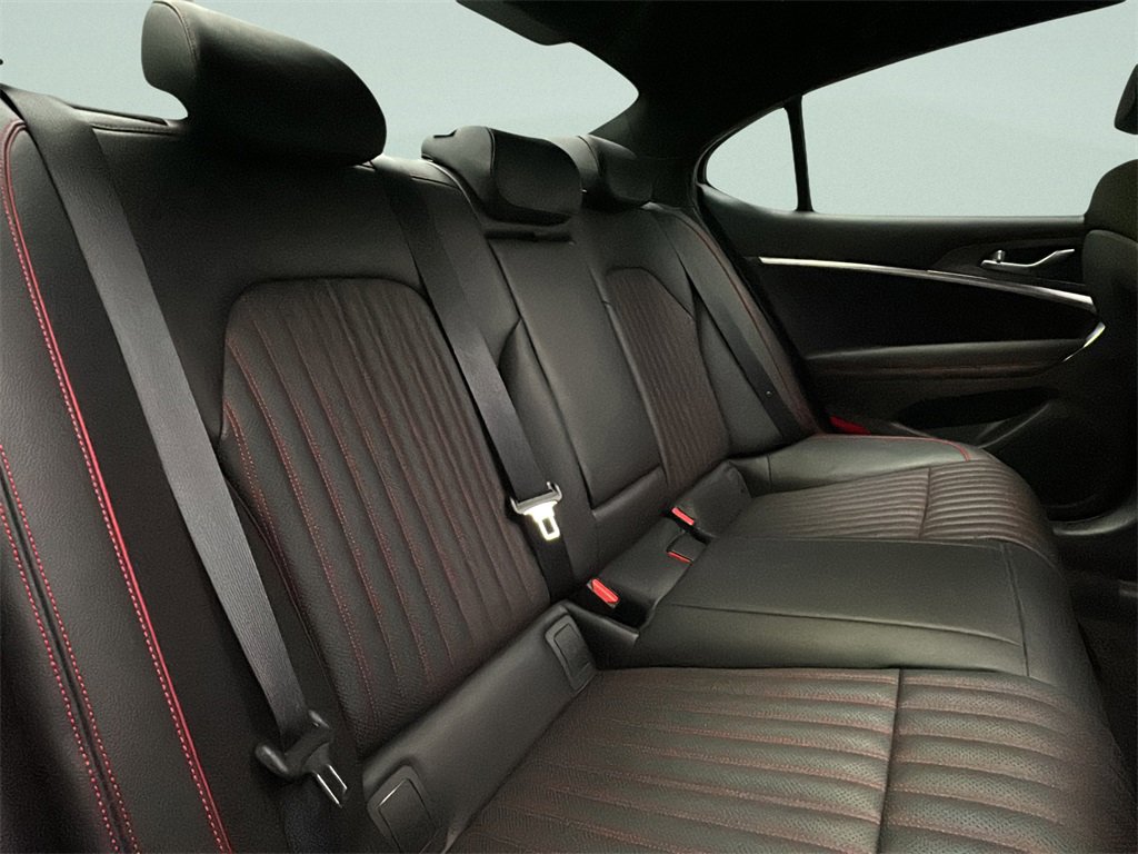 Certified 2025 Genesis G70 2.5T w/ Sport Prestige Package image 14