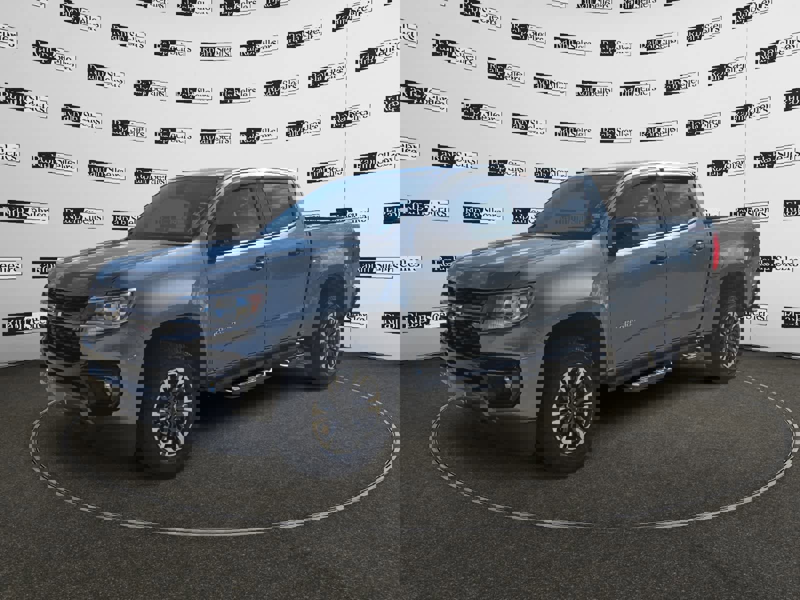 Used 2022 Chevrolet Colorado Z71 w/ Safety Package image 2