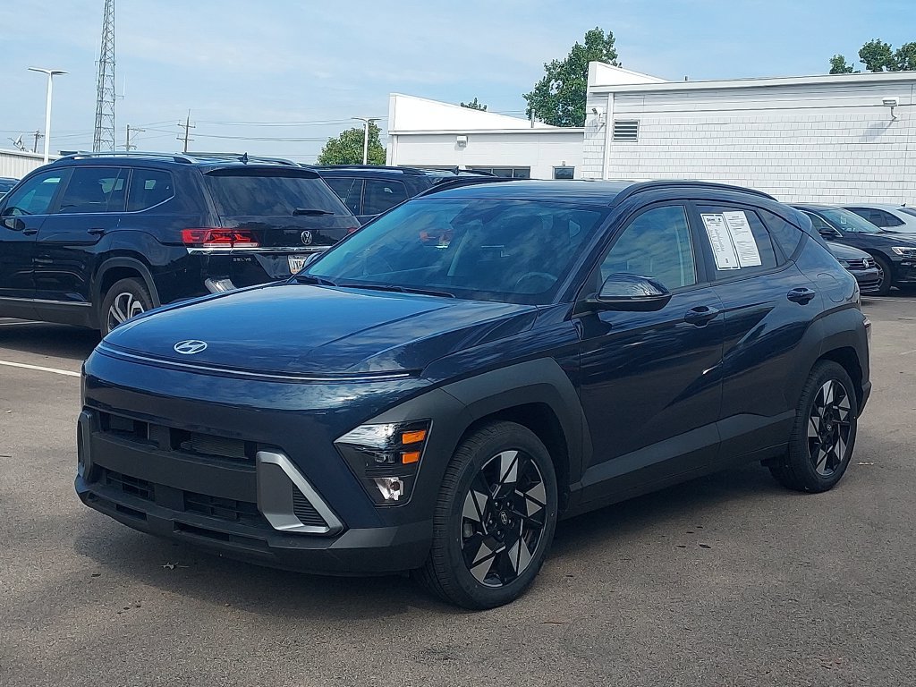 Used 2024 Hyundai Kona SEL FWD image 3